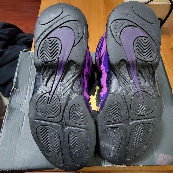 NIKE LITTLE POSITE PRO (GS) BLCK/COURT PURPLE [644792 012] SIZE 5Y - Picture 7 of 8